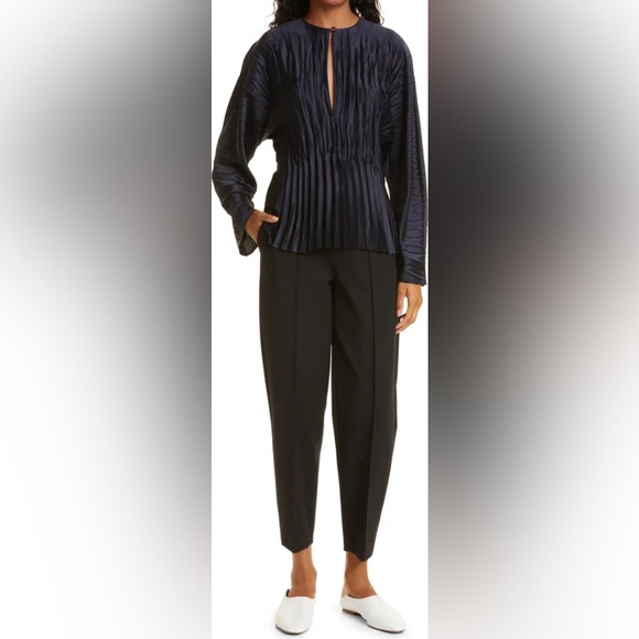 Vince Pleated Satin Blouse size xs colour blue new - Picture 7 of 7